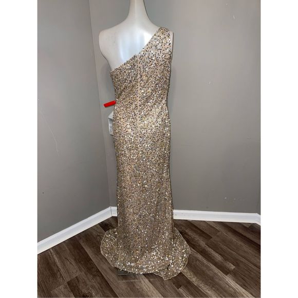 MAC DUGGAL SEQUIN ONE SHOULDER GOWN W/ EMBELLISHEMENTS - Picture 7 of 9